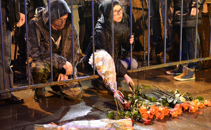 Политики связывают убийство Немцова с предстоящим антикризисным маршем "Весна"