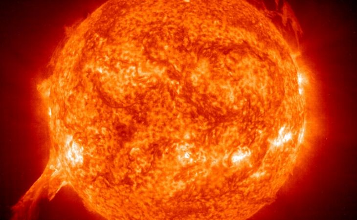 Вспышки на солнце могут лишить россиян 8 марта телевидения