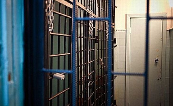 Житель Алтая приговорен к 16 годам колонии за изнасилование падчерицы