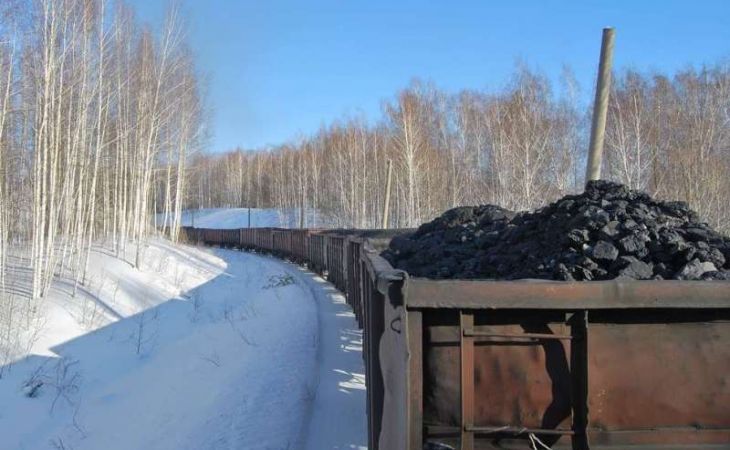 Более тысячи вагонов угля для барнаульской ТЭЦ-3 простаивают на железной дороге