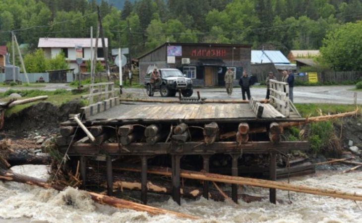 Разрушенные паводком мосты на Алтае отремонтируют за 610 млн рублей