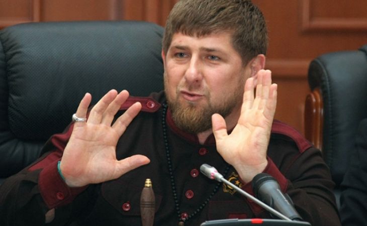 Бегающего с автоматом Рамзана Кадырова скоро будут показывать во всех кинотеатрах страны