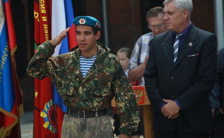 Алтайских ополченцев наградили медалями "Защитнику Новороссии"