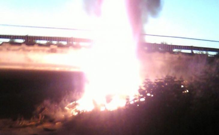 Авария под Барнаулом: автомобиль слетел с моста через р. Лосиха и загорелся