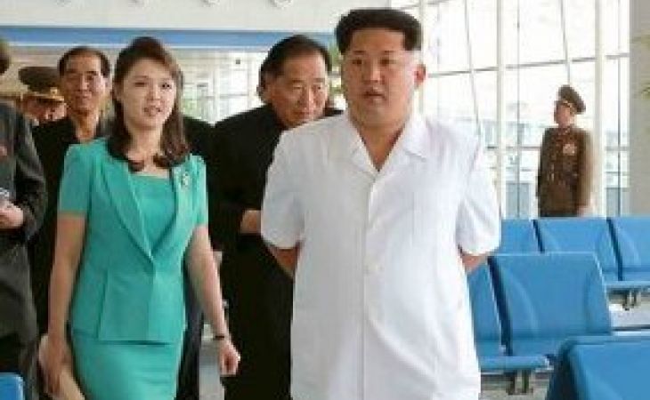 Ким Чен Ын вывел в свет свою молоденькую жену