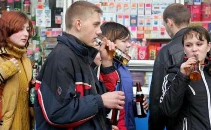 Власти Барнаула  разрешили продавать алкоголь в 20 метрах от школы
