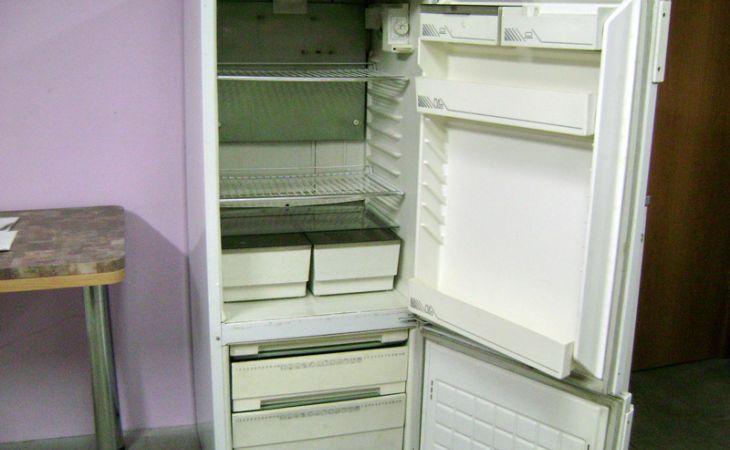 Легендарный завод холодильников "Бирюса" спасают от банкротства