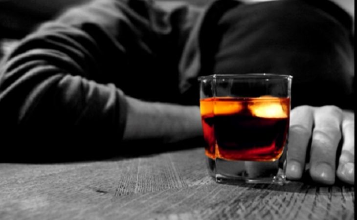 Роспотребнадзор поддержал идею запрета продажи алкоголя по пятницам