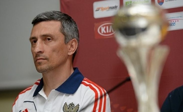 Главный тренер молодежной сборной России по футболу Хомуха уволен со своего поста