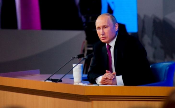 Песков объяснил отсутствие удивления у Путина при общении с прессой