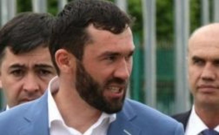 Глава парламента Чечни сравнил оппозиционеров с "псами"