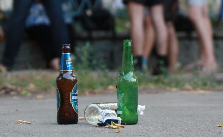Правительство не поддержало законопроект о повышении возраста продажи алкоголя до 21 года