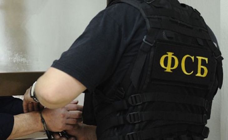 ФСБ задержала банду, которая подделывала паспорта РФ для ИГИЛ