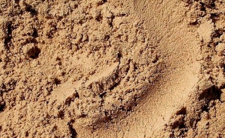 В Бийске 44-летнего мужчину насмерть засыпало песком