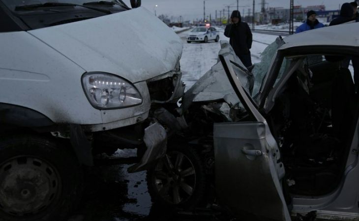 Серьезное ДТП  произошло сегодня утром в Барнауле, 2 человека погибли