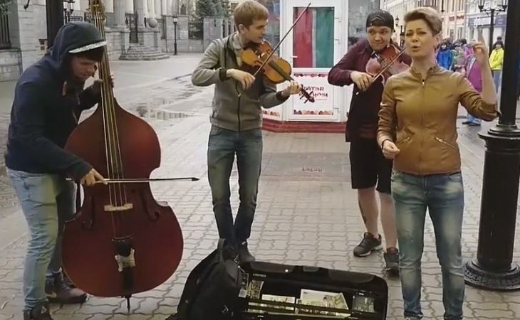 Уличный кавер на песню "Такого, как Путин" взорвал интернет - видео