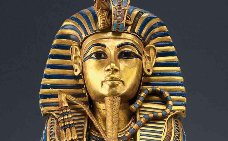 Доказано внеземное происхождение кинжала Тутанхамона