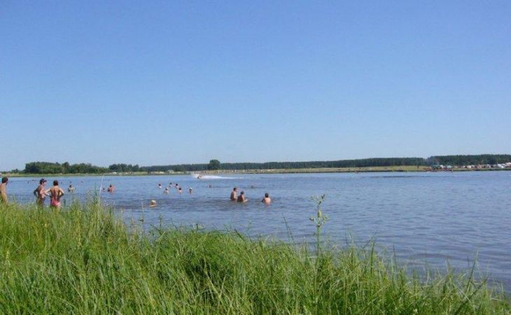 Специалисты посчитали, сколько в день тратят туристы, отдыхая на соленых озерах в Алтайском крае