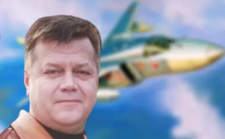 Бомбардировщик Су-34 назвали именем погибшего пилота – уроженца Алтая Олега Пешкова