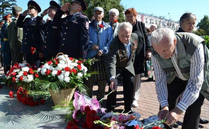 Мероприятия по случаю 71-й годовщины окончания Второй мировой войны прошли в Барнауле - фото