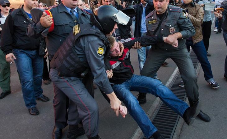 Полицейские будут изымать у агитаторов газеты "Единой России на Алтае"
