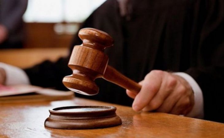 Бывшего алтайского следователя осудили на 3,5 года за мошенничество