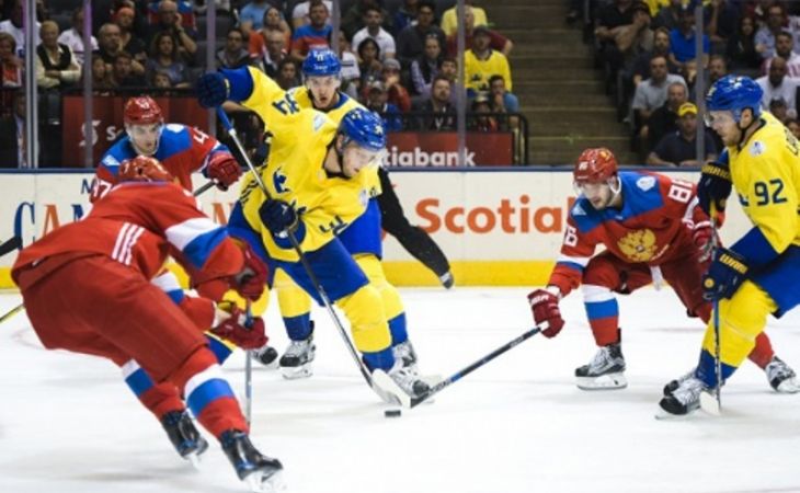 Российские хоккеисты проиграли Швеции в стартовом матче Кубка мира