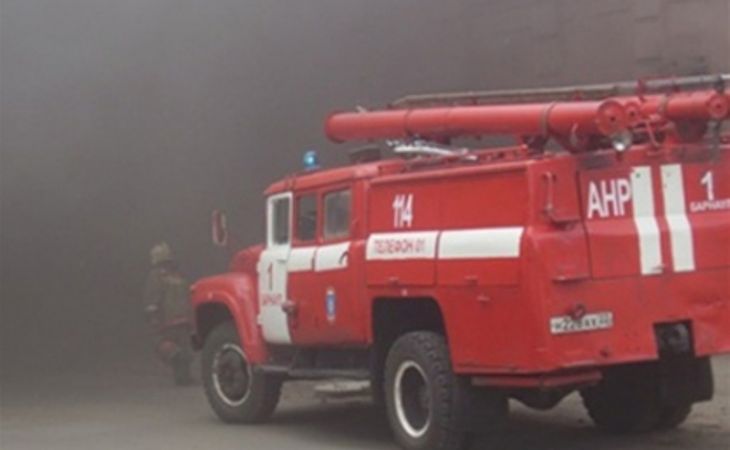 Двое мужчин погибли в Барнауле при пожаре в тепловом коллекторе