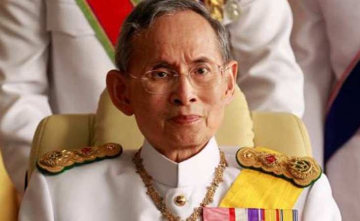Король Таиланда Пхумипон Адульядет умер на 89-м году жизни
