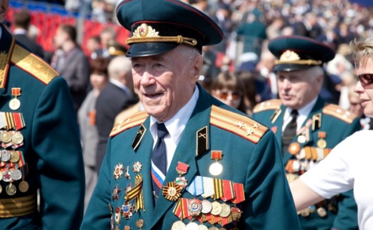 Военные пенсионеры не получат единовременную выплату в 5 тысяч рублей