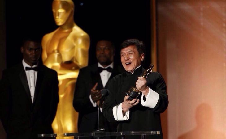 Джеки Чану вручили почетный "Оскар"