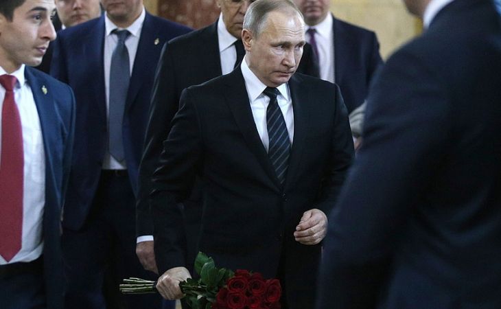 Владимир Путин простился с послом Андреем Карловым