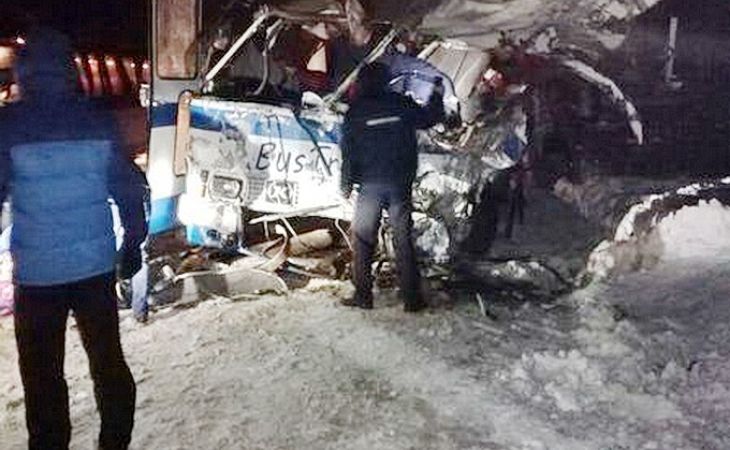 Три человека погибли и 29 пострадали в жутком ДТП на алтайской трассе