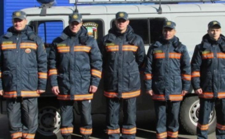 Барнаульские спасатели вынесли из леса едва не замерзшего насмерть мужчину