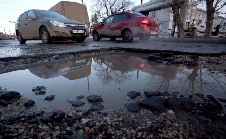 Россияне смогут пожаловаться на качество дорог через приложение