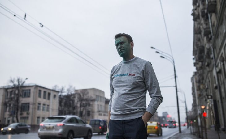 Алексею Навальному прооперировали глаз в Барселоне