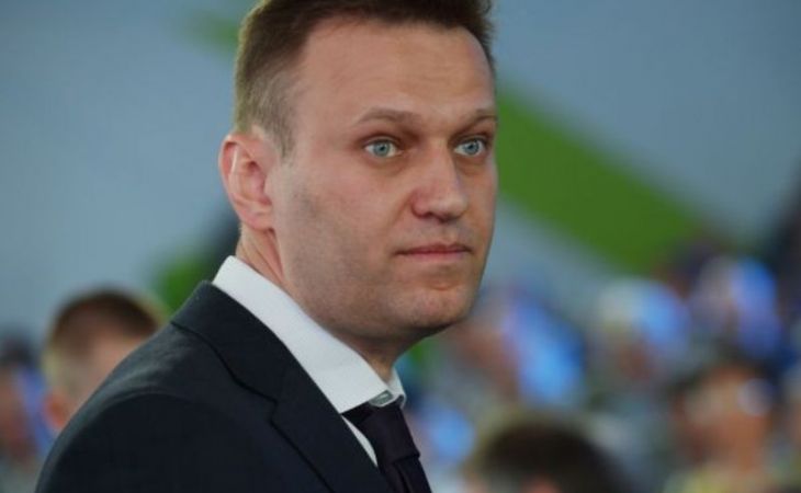В Барнауле координатора штаба Навального ударили ножом, а офис подожгли