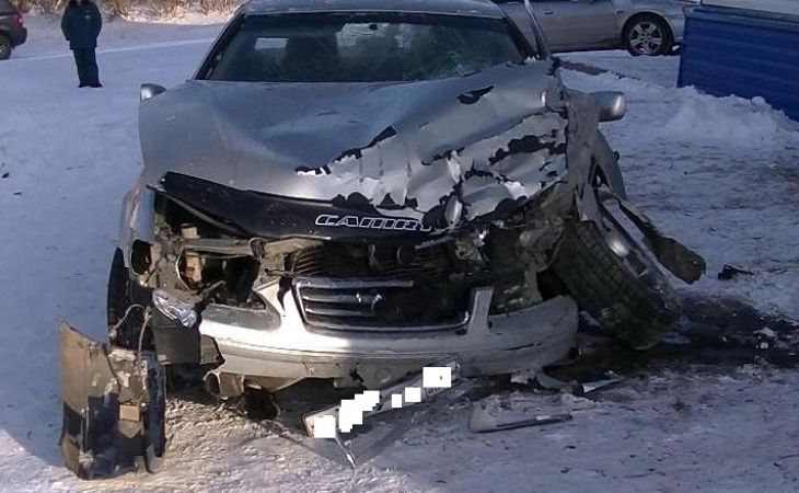 Автомобиль врезался в магазин в Алтайском крае