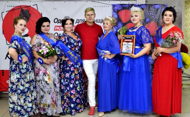 Алина Усова победила в барнаульском конкурсе красоты "Стандартам.Net - 2018"