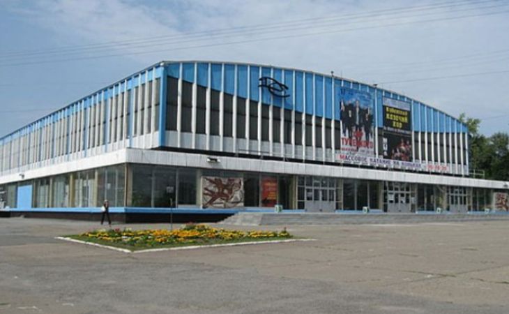 Дворец Зрелищ и Спорта закрыли в Барнауле по решению суда
