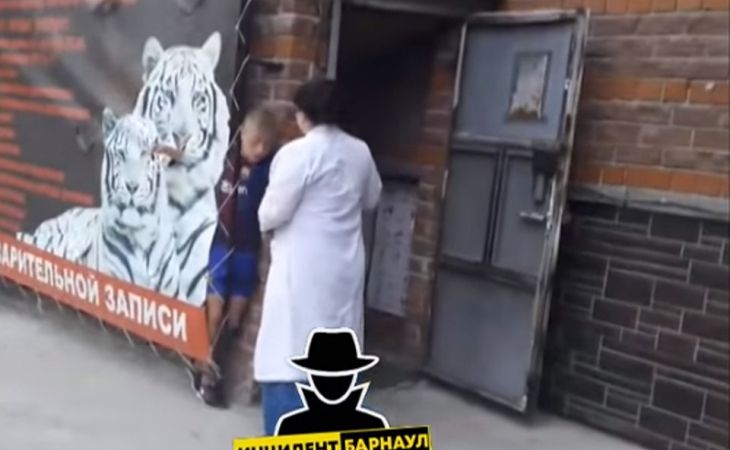 Ветеринар избила подростка в Барнауле за селфи?