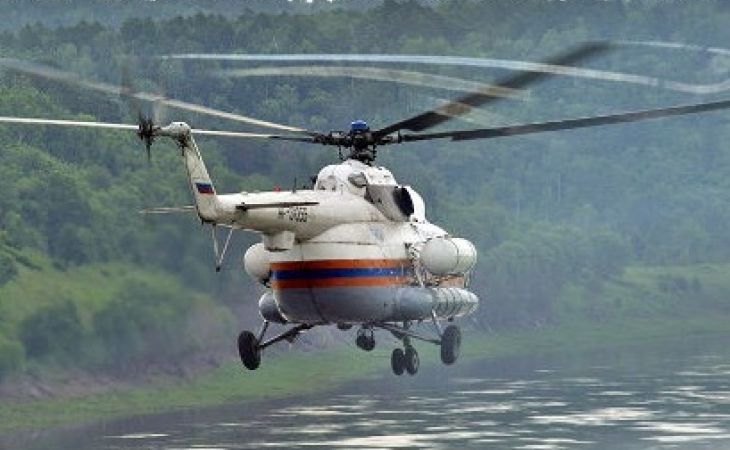 Разбившийся вертолет и тела трех человек нашли в ущелье под Иркутском