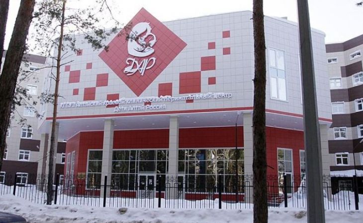 Перинатальный центр "ДАР" в Барнауле приостановит работу на три недели
