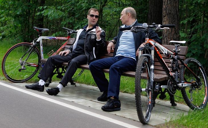 Медведев поменяет дорожную разметку в России ради велосипедистов