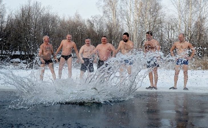 Барнаульские "моржи" устроят зимние купания под песни Евдокимова