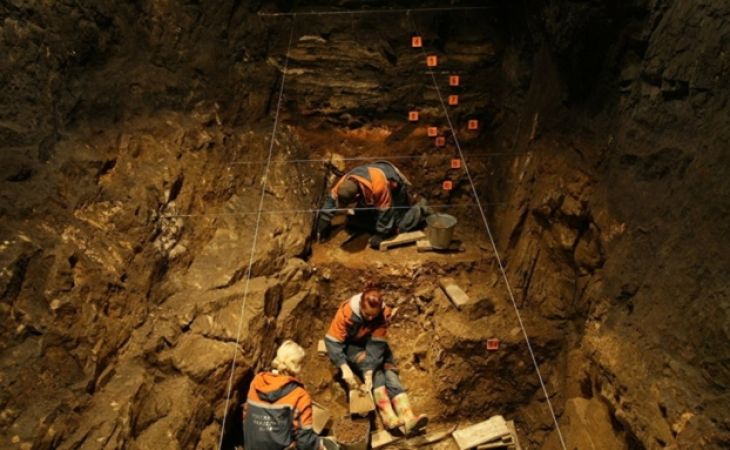 Ученые обнаружили в Денисовой пещере на Алтае древний карандаш