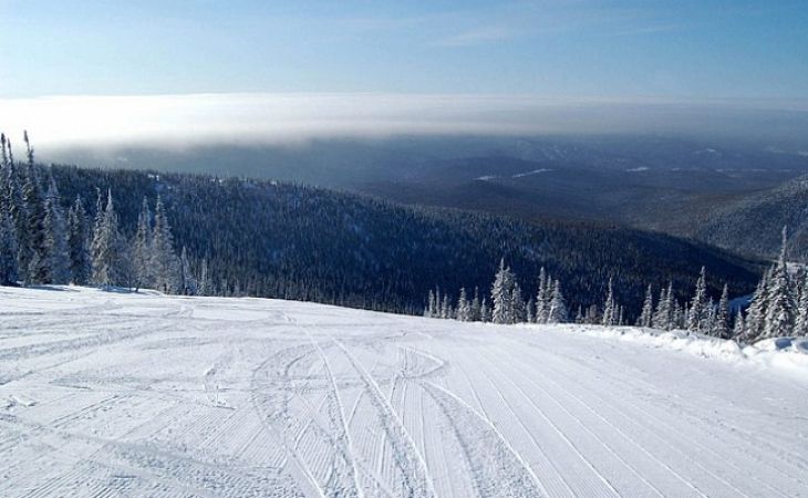 Жительница Бийска погибла при катании на горных лыжах в Шерегеше