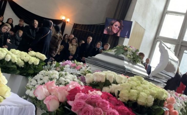 Юлию Началову похоронили 21 марта