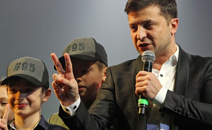 Зеленский продолжает лидировать на выборах президента Украины