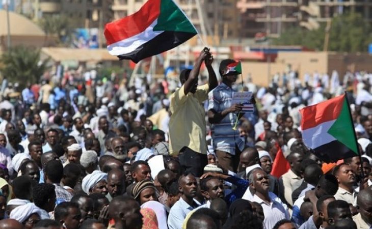 Великобритания хочет "вернуться" в Судан после свержения аль-Башира